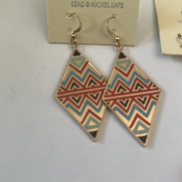 4 Pair Dangle Earrings - Picture 2 of 5